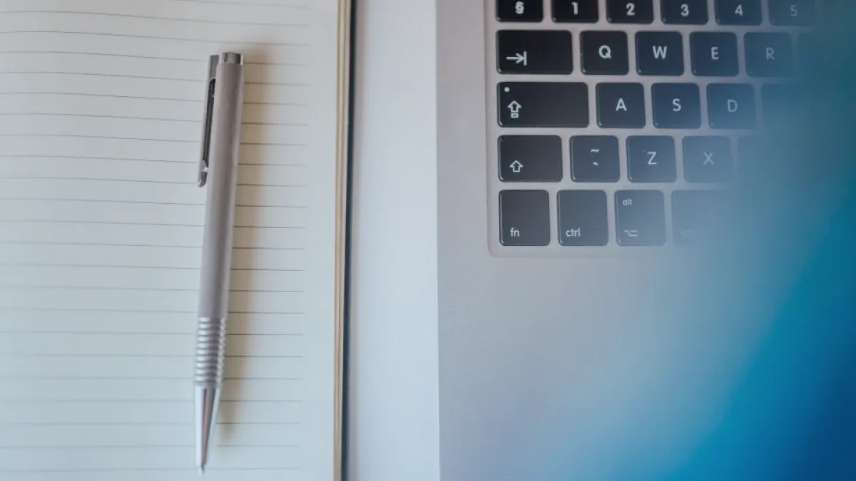 A short pre-download permission checklist